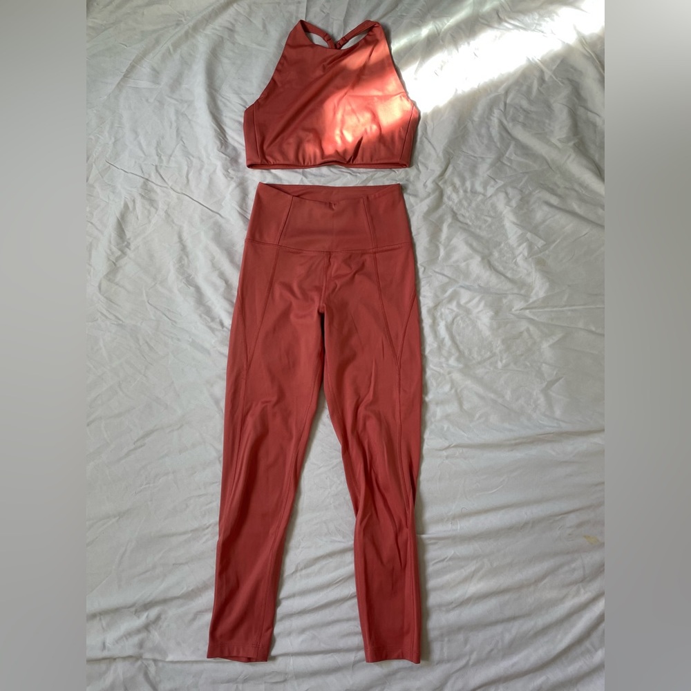 Girlfriend Collective High Rise Compressive 7/8 Leggings in Clay Size XS